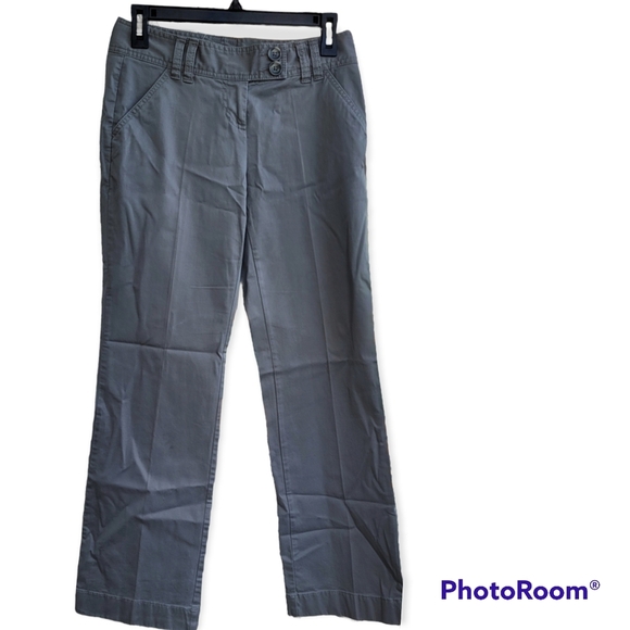 Ann Taylor Women Flat Front Straight Leg Fit Chino Pants 0P Curvy Gray - Picture 1 of 5